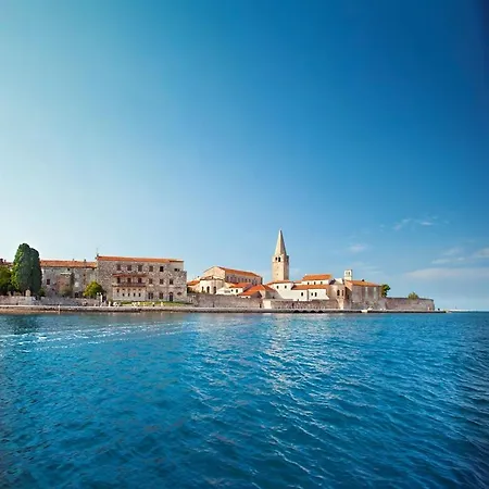 Guest house Kadum Center Near The Porec